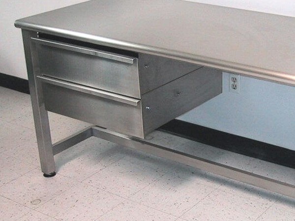 stainless-steel-work-bench