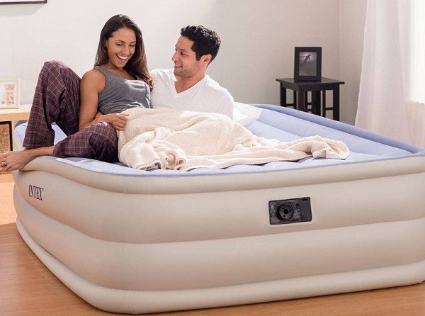 xx is an air mattress safe during lightning