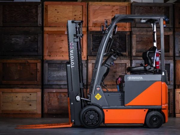 electric lift truck