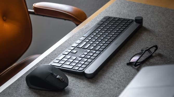 Repetitive actions on your laptop's touchpad or a conventional mouse can strain muscles in your fingers and wrists, much as repetitive typing can cause tiredness or discomfort. Most individuals should search for a mouse that is comfortable to hold and easy to move. 