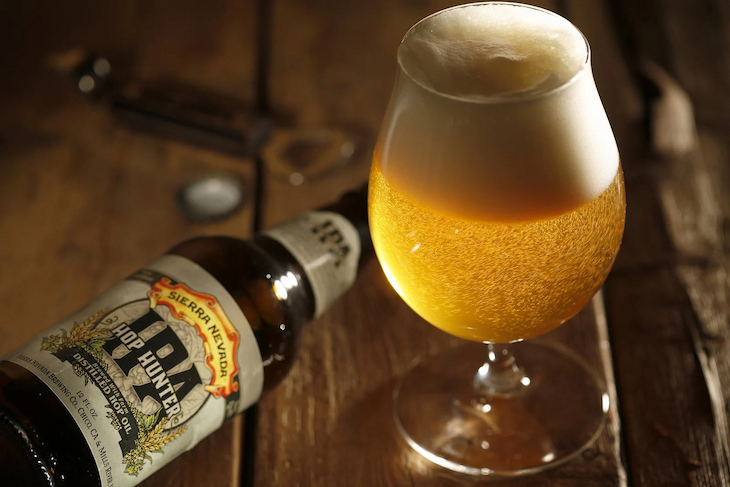photo-of-india-pale-ale-with-glass