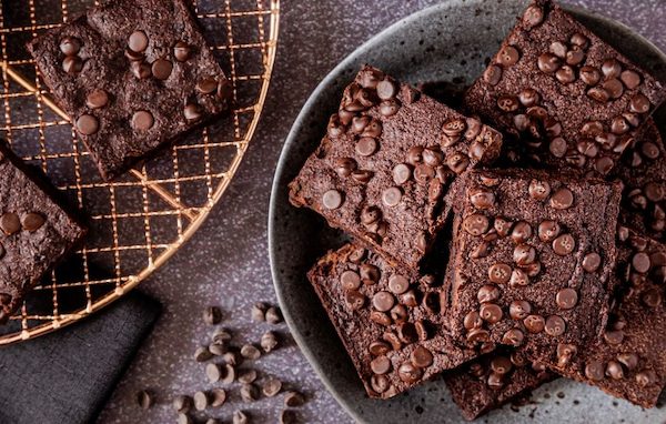 sweet gluten free chocolate chip brownies