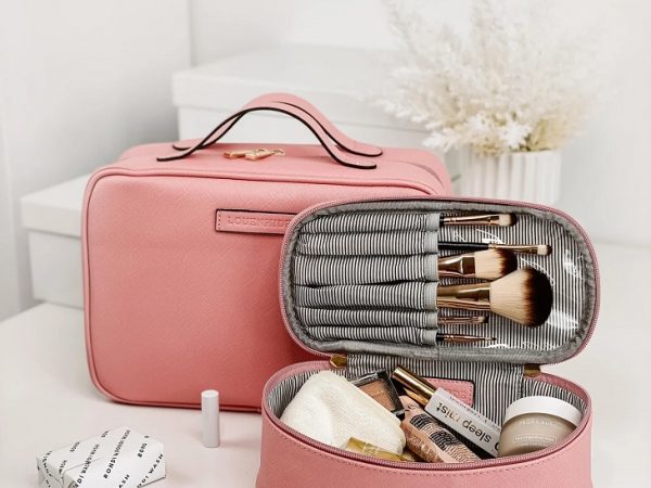 pink vanity bag