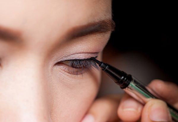 non toxic liquid eyeliner